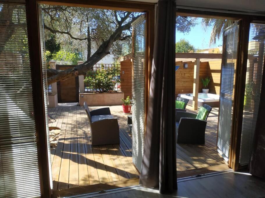 Apartamento Studio Jacuzzi Prive A 8 Min A Pied De La Plage La Ciotat Exterior foto