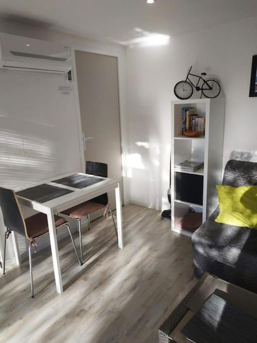 Apartamento Studio Jacuzzi Prive A 8 Min A Pied De La Plage La Ciotat Exterior foto