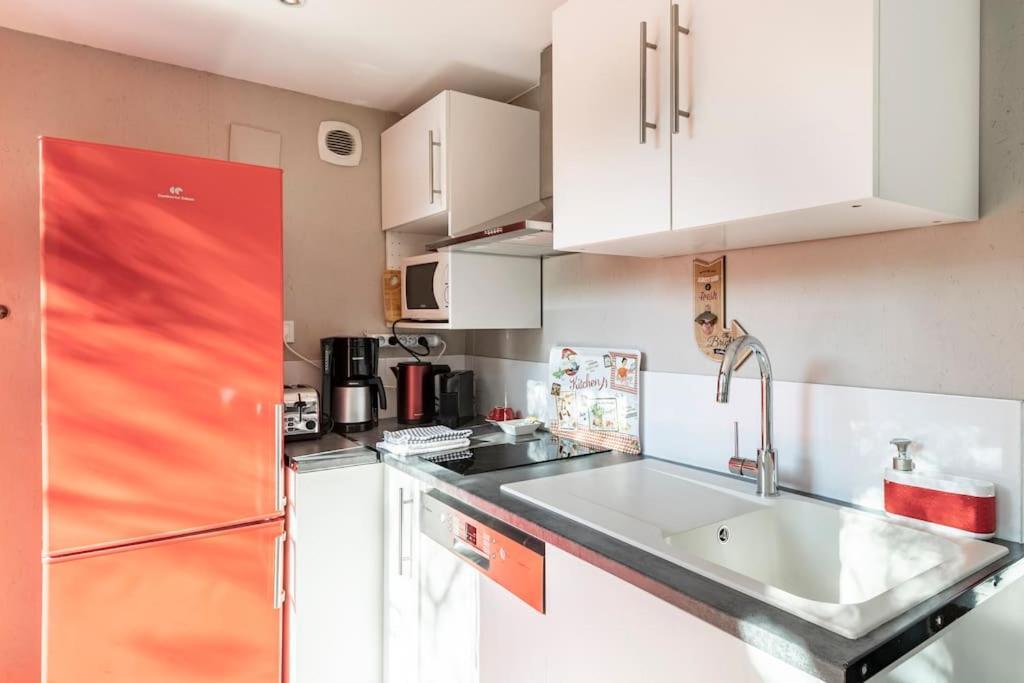 Apartamento Studio Jacuzzi Prive A 8 Min A Pied De La Plage La Ciotat Exterior foto